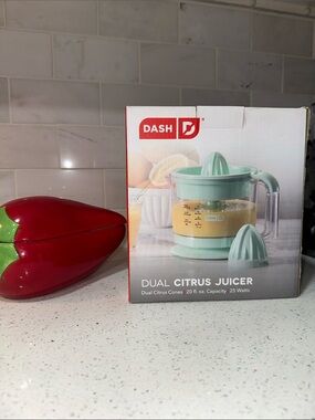 Dash Red Citrus Juicer Box - Squeeze The Day